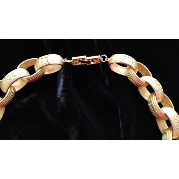 Vtg Givenchy Necklace Paris Runway Statement Chunky Chain Gold Plated Estate - Picture 2 of 7